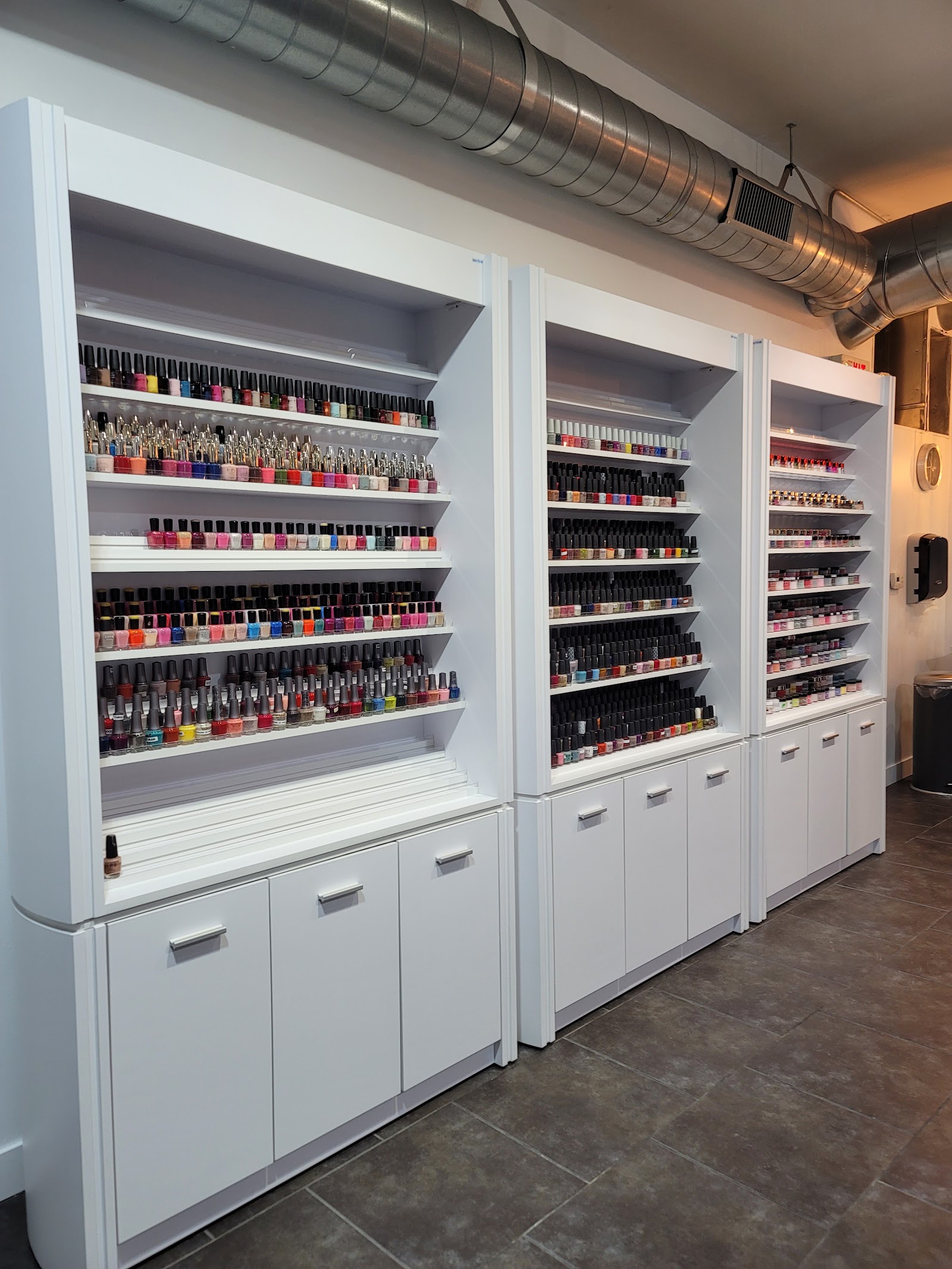 Qticles Nail Salon & Spa nail photo 2